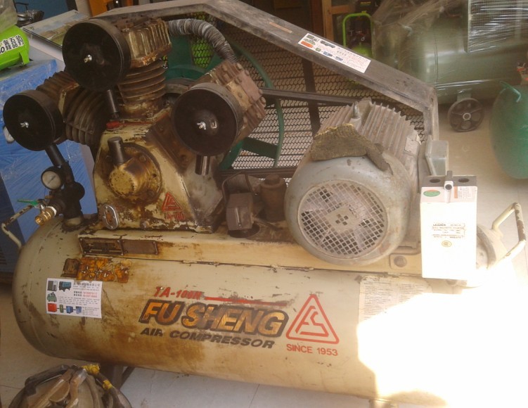 二手螺桿式、活塞機空壓機出租出售